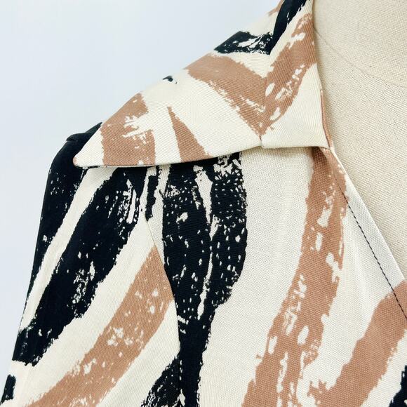 Diane von Furstenberg Ivory Black Tan Brushstroke Silk Wrap Blouse - Picture 2 of 7